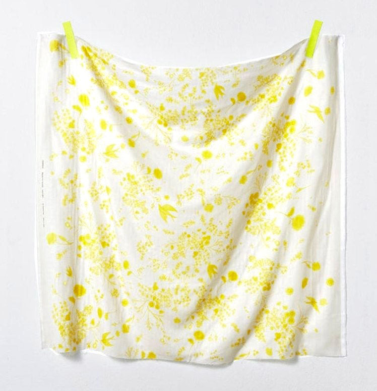Nani Iro Double Gauze Cotton Fabric Jardin II Ivory by the Yard