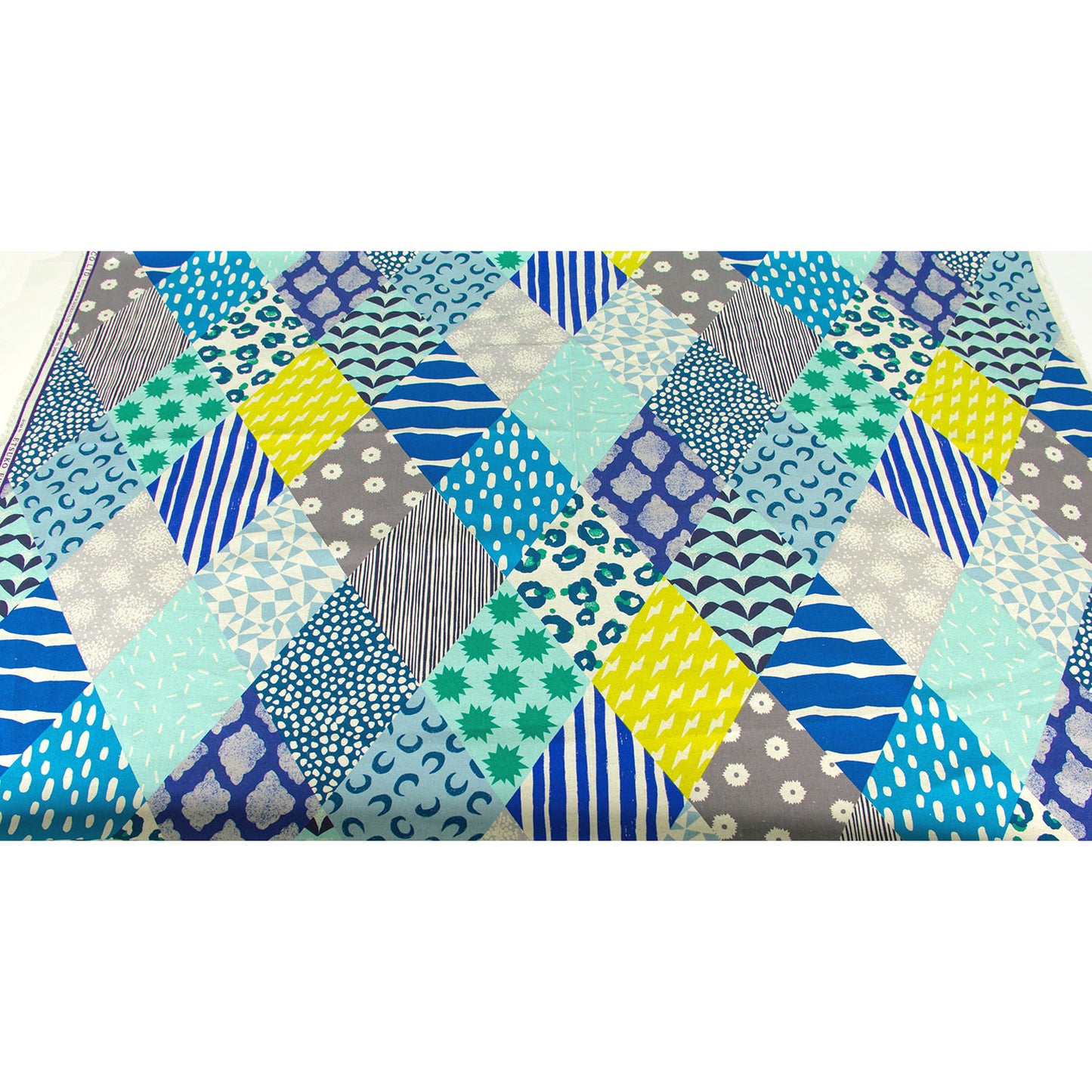 Tecido de lona de algodão e linho Echino, da Etsuko Furuya, em azul losango, vendido ao metro.