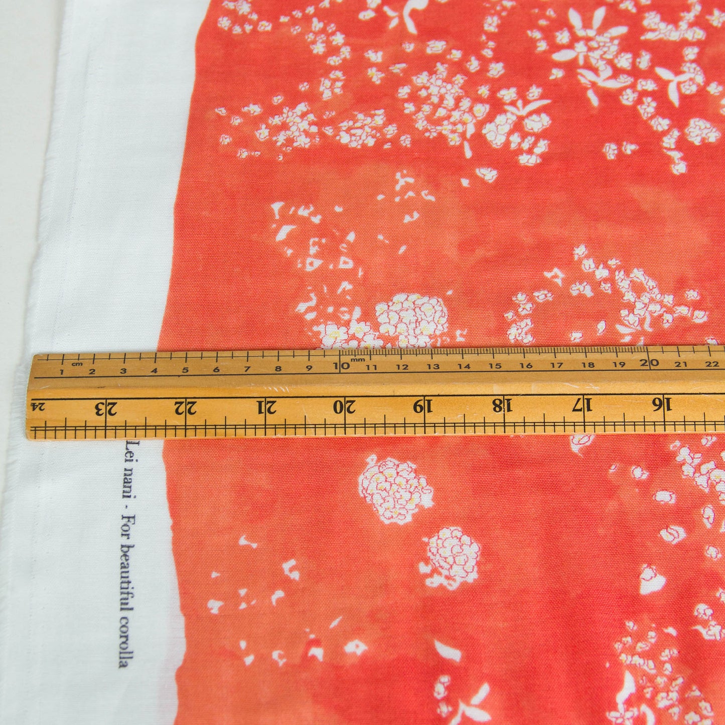 Nani Iro Double Gauze Cotton Fabric Lei nani Corolla Red by the Yard