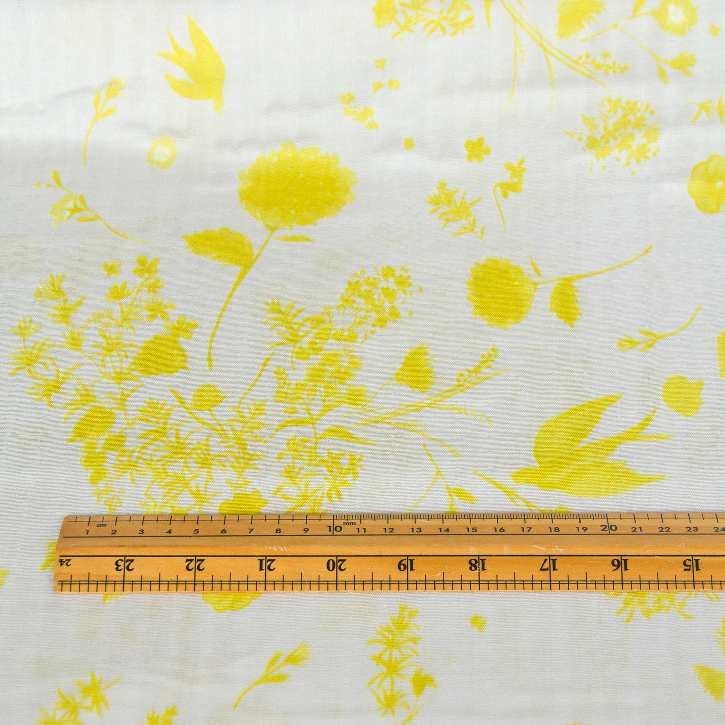 Nani Iro Double Gauze Cotton Fabric Jardin II Ivory by the Yard