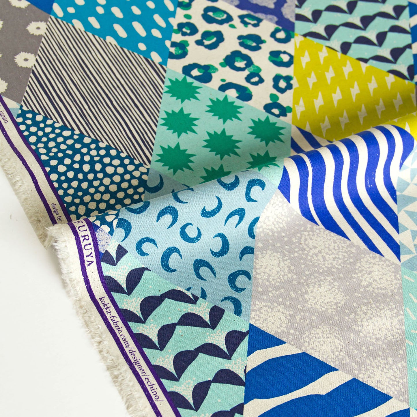 Toile de coton et lin Echino par Etsuko Furuya, motif losanges bleus, vendue au mètre