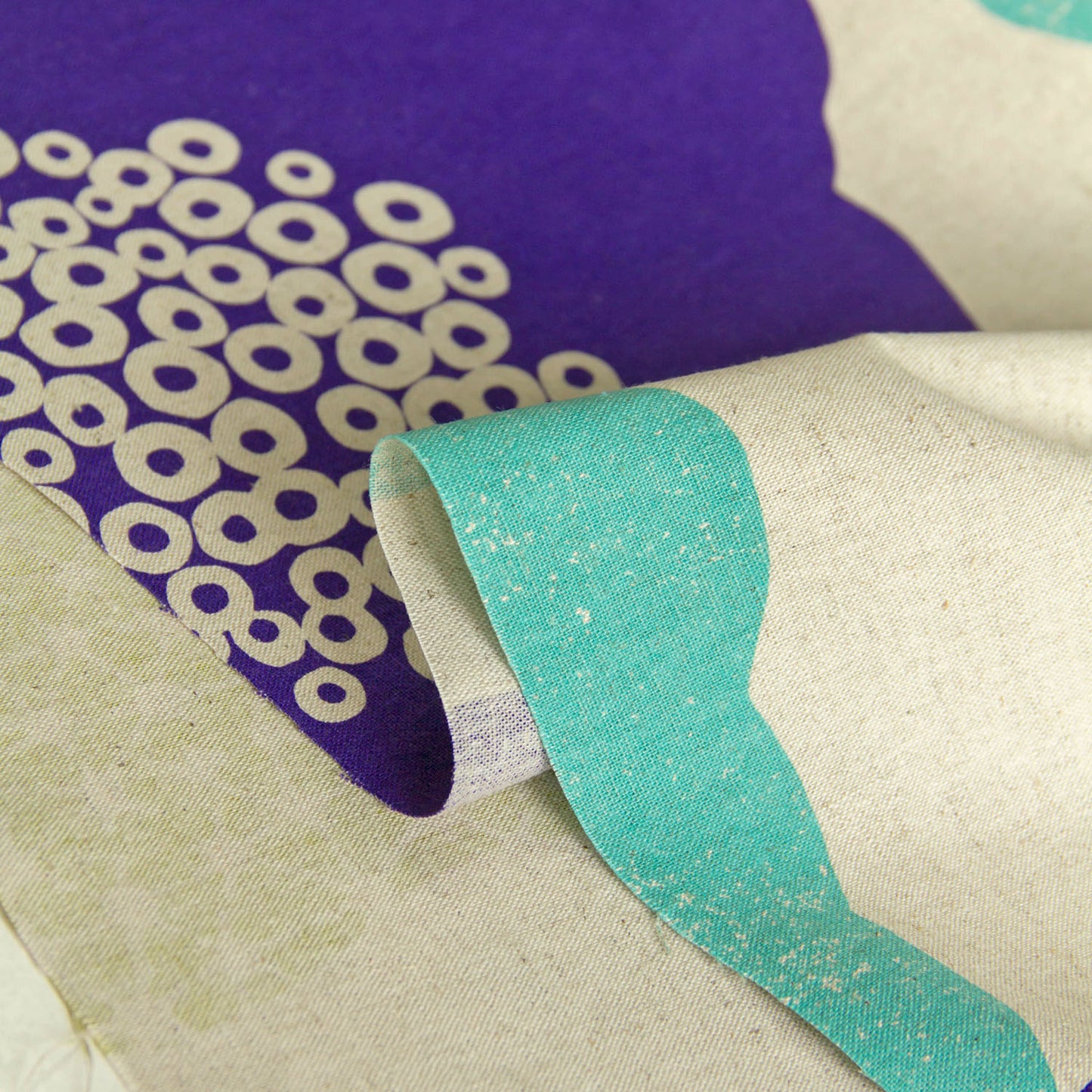 Tecido de lona de algodão e linho Echino, da Etsuko Furuya, estampado Cloud Flower, cores naturais/multicoloridas, vendido ao metro.