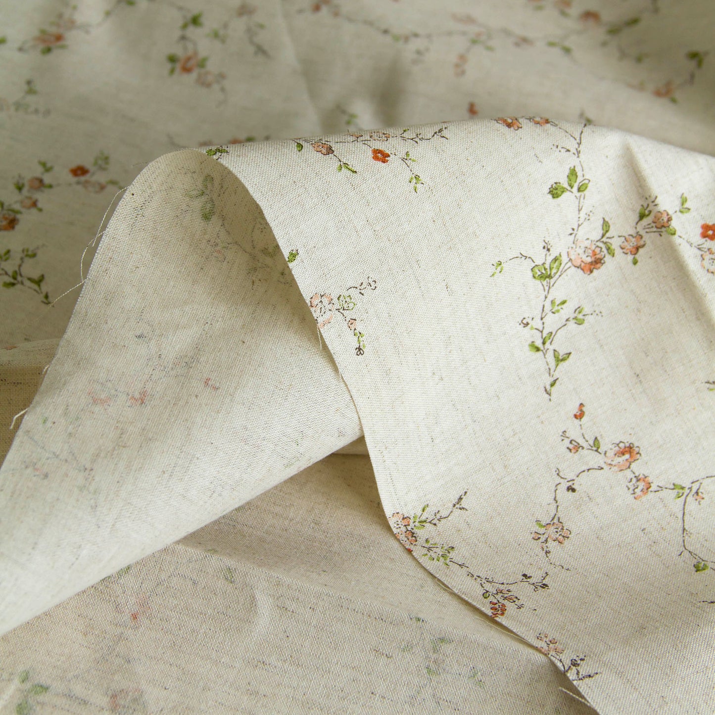 Lightweight Cotton Linen  Fabric Kokka Vintage Floral Natural by the Yard