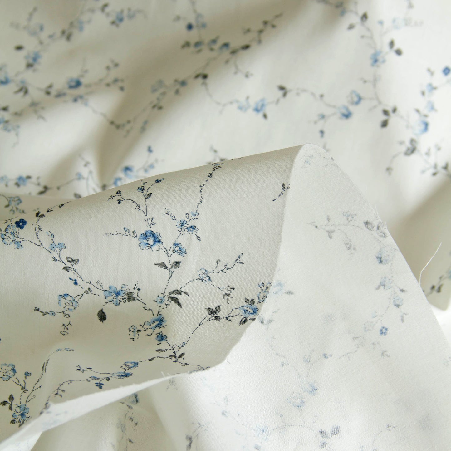 Lightweight Cotton Linen Fabric Kokka Vintage Floral White by the Yard