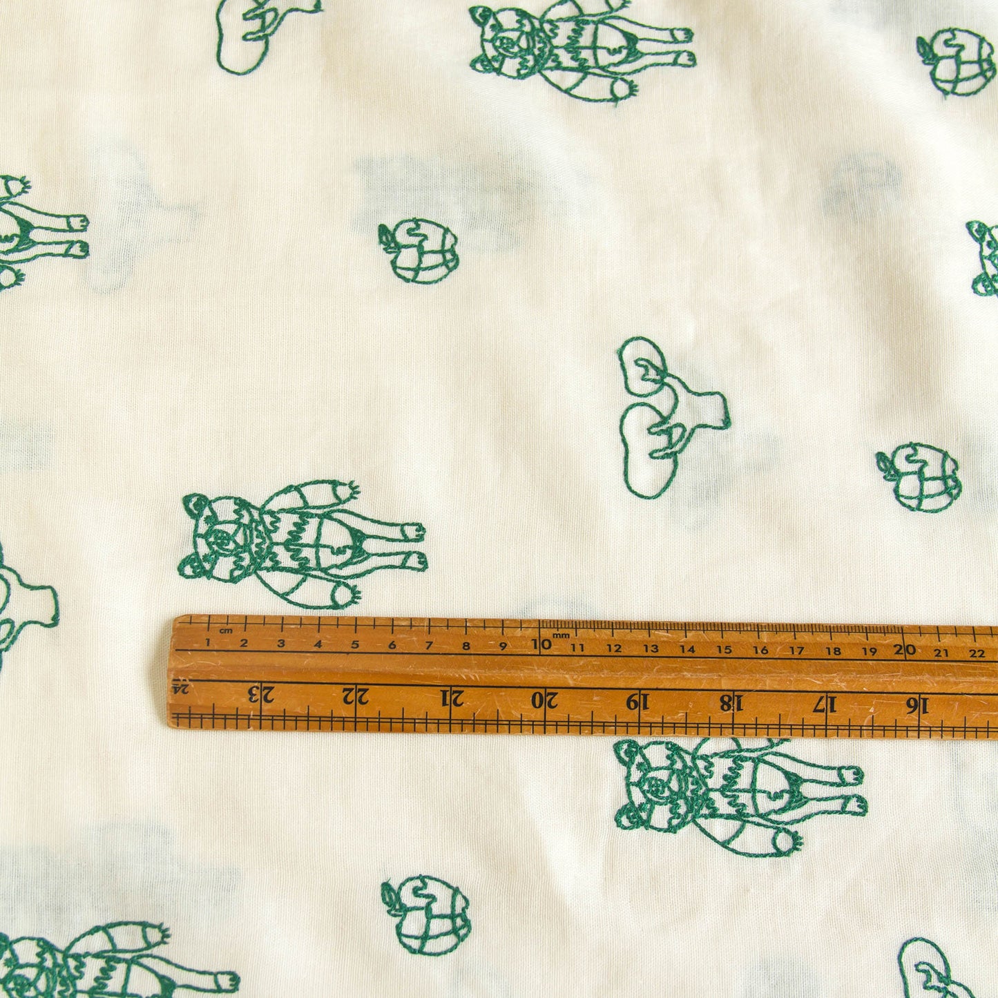 Japanese＋HAyU Double Gauze Cotton Fabric Bear Embroidery Vanilla by the Yard