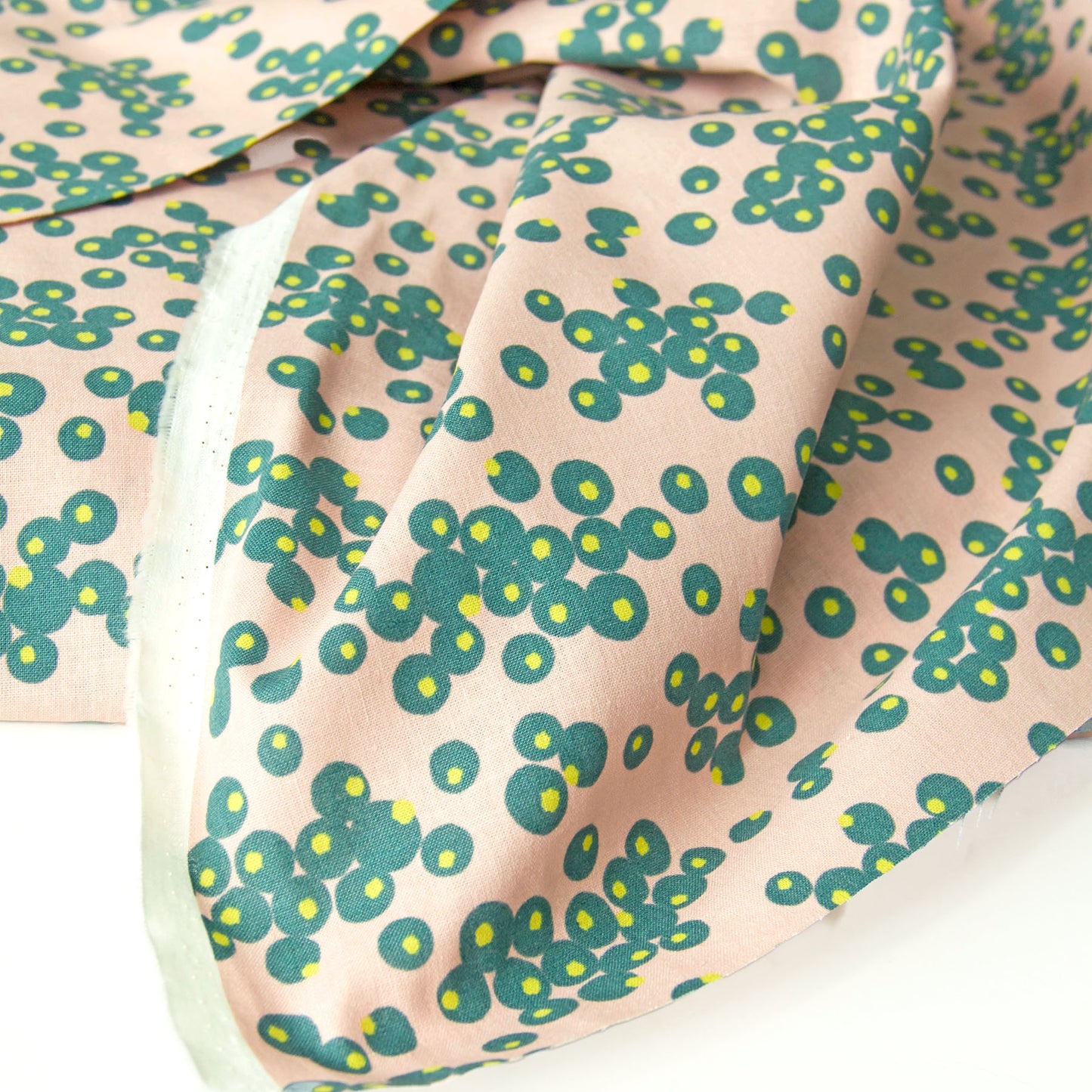Tayutou Lightweight Cotton Linen Fabric Bubble Dot Dusty Pink by the Yard