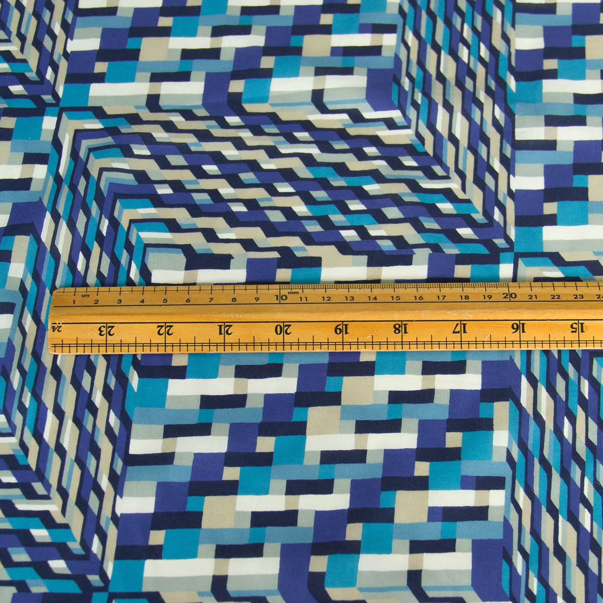 Tissu léger en coton lawn, motif Kokka Flower, noir, vendu au mètre